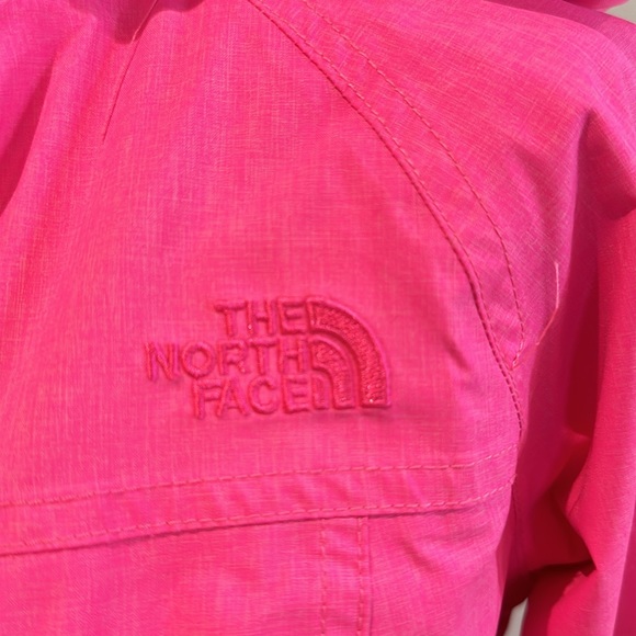 The North Face windbreaker with hood - Picture 2 of 9